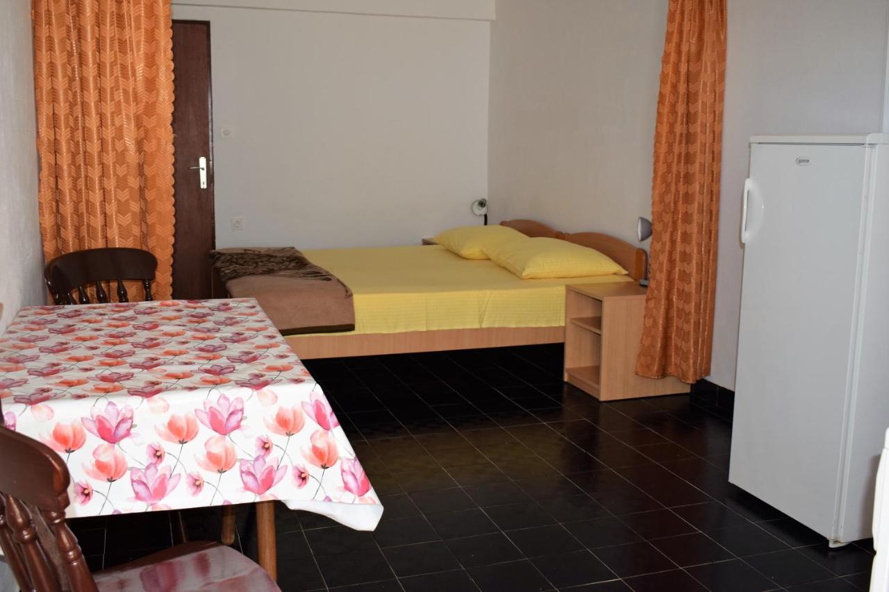 Apartments By The Sea Kabli, Peljesac - 10225 Brijesta Exteriör bild