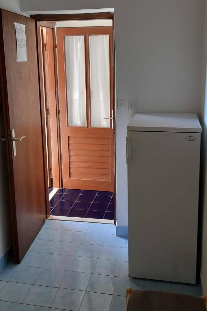 Apartments By The Sea Kabli, Peljesac - 10225 Brijesta Rum bild