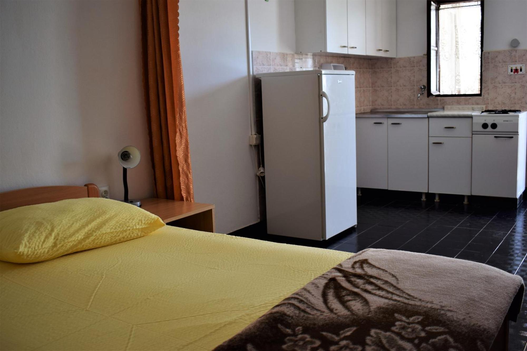 Apartments By The Sea Kabli, Peljesac - 10225 Brijesta Rum bild